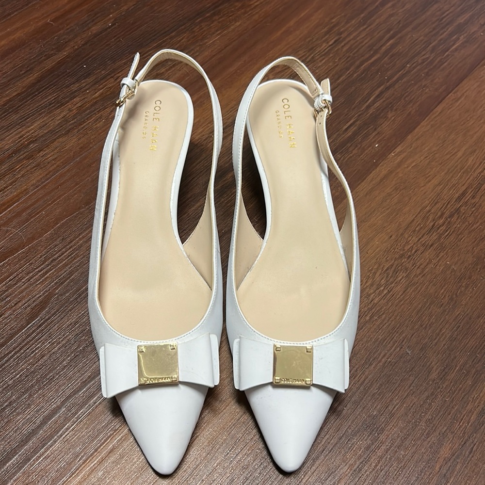 New Cole haan kitten heel bow slink back size 9
